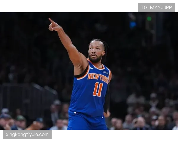 布伦森挡拆主动出球效率提升明显 拉开球队进攻空间